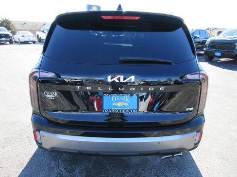 Used 2023 Kia Telluride SX X-Line image 4