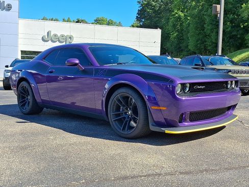Certified 2023 Dodge Challenger R/T Scat Pack RWD image 3