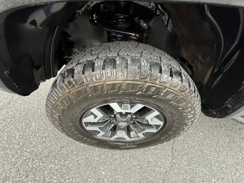 Used 2021 Toyota Tacoma TRD Off-Road image 35