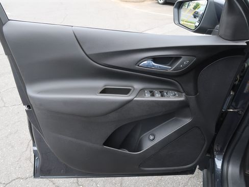 Used 2023 Chevrolet Equinox LT FWD image 20