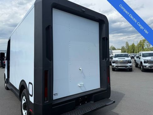 Used 2024 Chevrolet Brightdrop 400 w/ Commercial Equipment Package AWD/4WD image 21