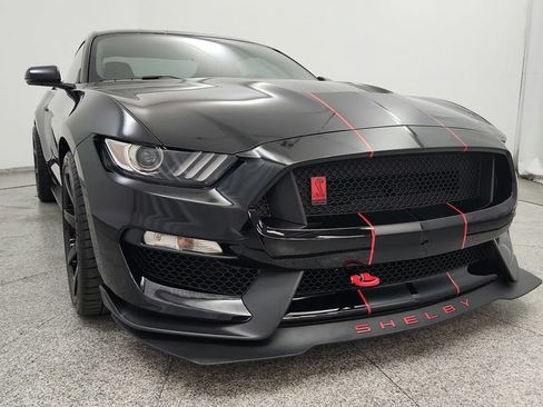 Used 2017 Ford Mustang Shelby GT350R w/ GT350R Equipment Group 920A RWD image 56