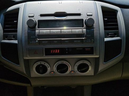 Used 2009 Toyota Tacoma PreRunner RWD image 17