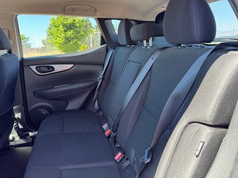 Used 2020 Nissan Rogue Sport S FWD image 8