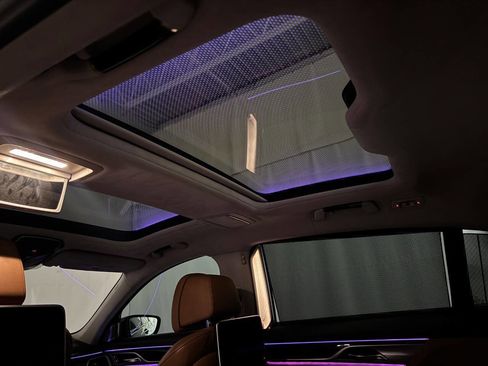 Used 2017 BMW ALPINA B7 xDrive image 20