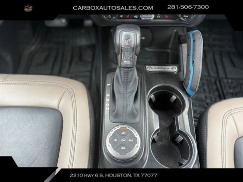 Used 2024 Ford Bronco Wildtrak AWD/4WD image 14