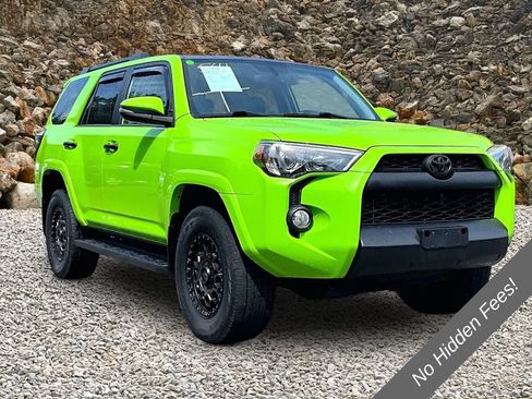 Used 2016 Toyota 4Runner SR5 Premium w/ Four Season Floor Mat Package AWD/4WD image 7