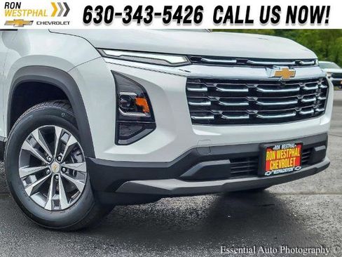 New 2026 Chevrolet Equinox LT w/ Convenience Package II image 2