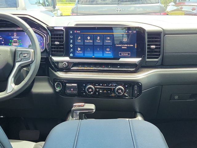 Used 2025 Chevrolet Silverado 1500 LTZ w/ LTZ Premium Package AWD/4WD image 16