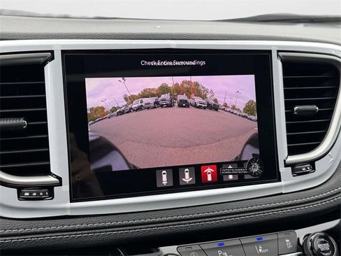 New 2026 Chrysler Pacifica Select image 20