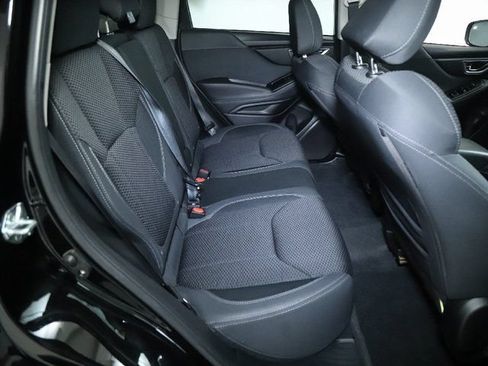 Certified 2024 Subaru Forester Premium AWD/4WD image 35
