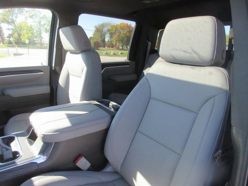 New 2026 GMC Sierra 2500 SLT w/ SLT Premium Package image 14