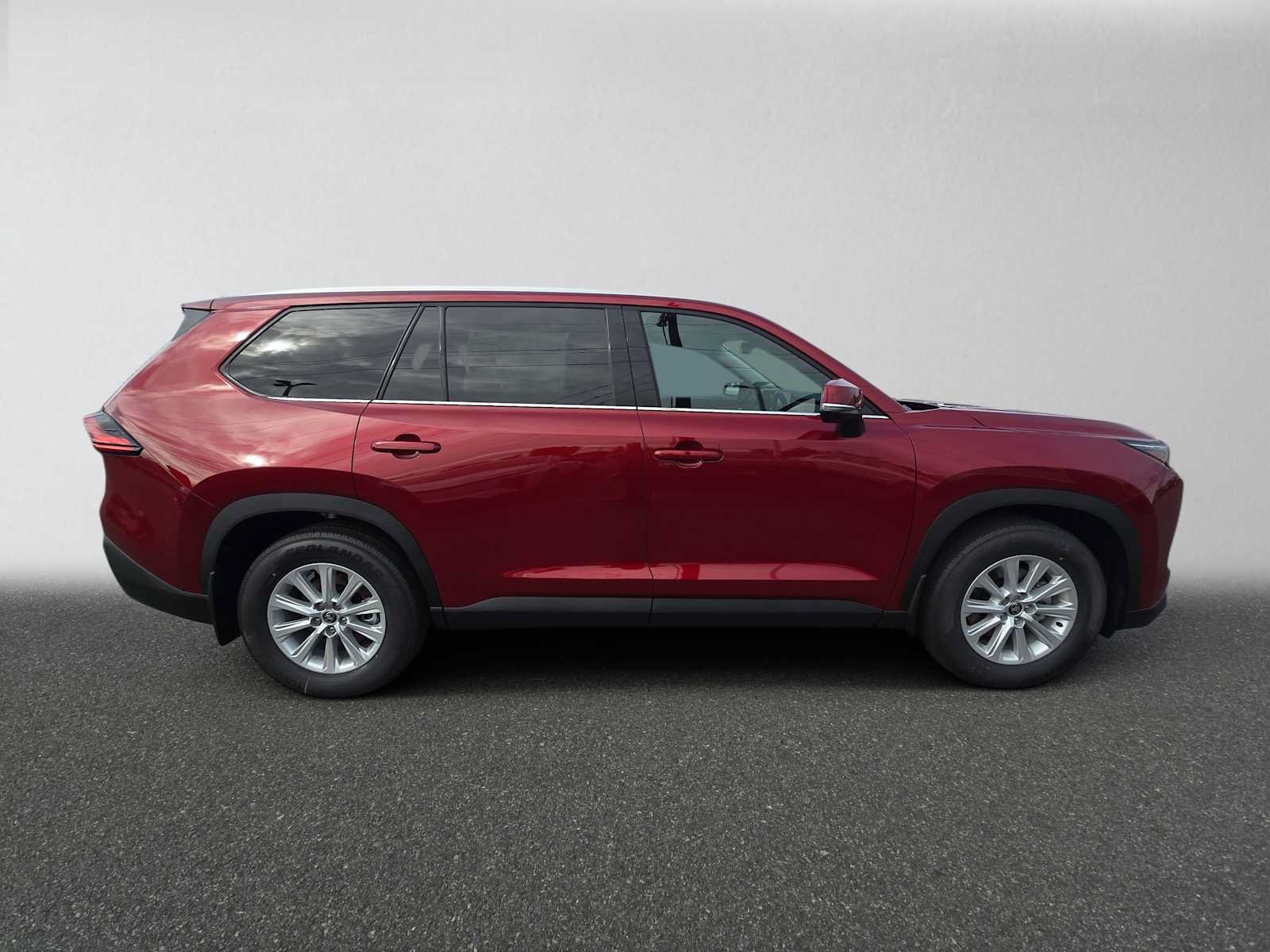 New 2026 Toyota Grand Highlander XLE FWD image 2