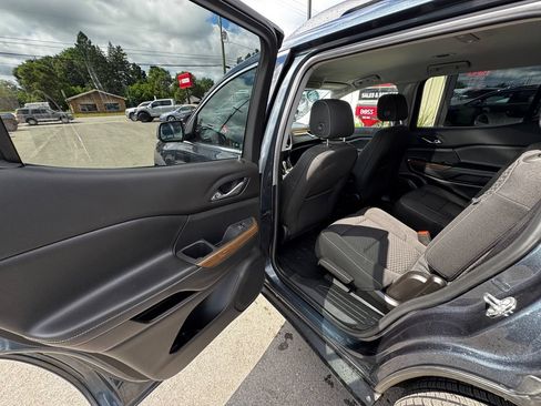 Used 2019 GMC Acadia SLE AWD/4WD image 39