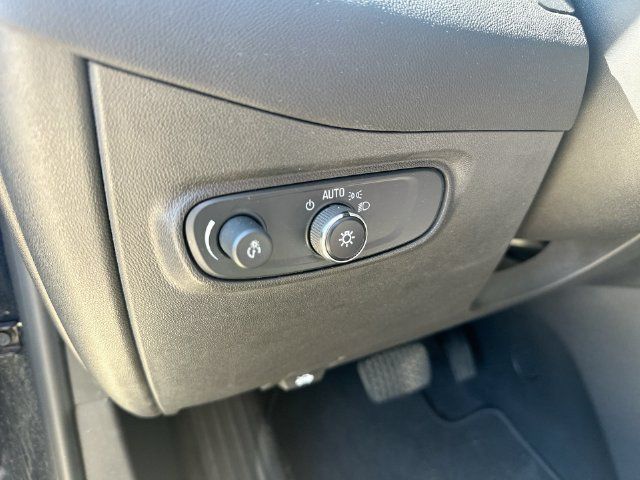 Used 2021 Chevrolet Equinox LT FWD image 48