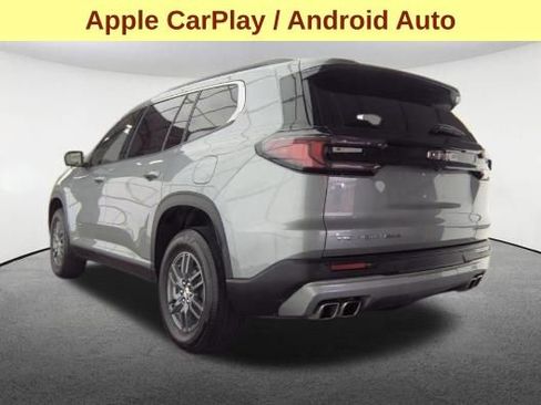 Used 2025 GMC Acadia Elevation image 8