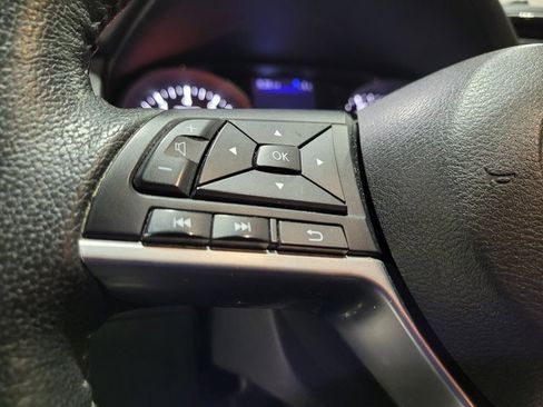 Used 2020 Nissan Rogue SL image 31