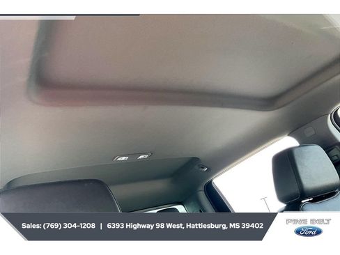 Used 2024 Chevrolet Silverado 2500 LTZ w/ LTZ Convenience Package AWD/4WD image 16