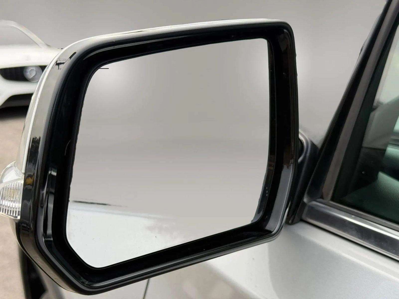 Used 2018 Chevrolet Traverse LT FWD image 9