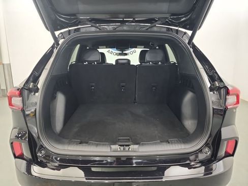 Used 2024 Ford Escape ST-Line image 8