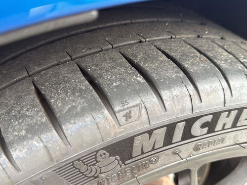 Used 2018 Alfa Romeo Giulia Quadrifoglio w/ Driver Assist Dynamic Package image 44