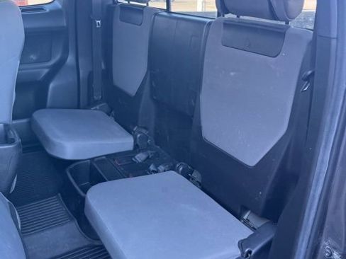 Used 2023 Toyota Tacoma SR image 9