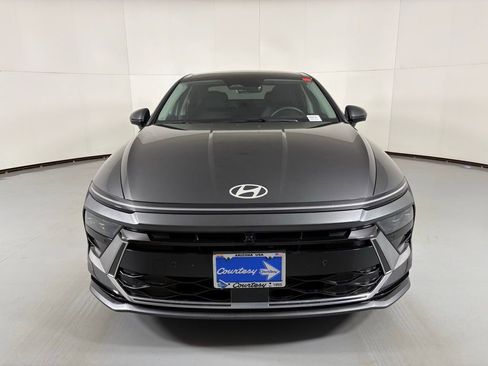 Used 2025 Hyundai Sonata Limited image 49