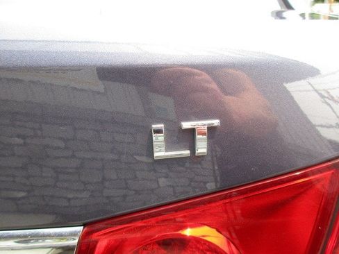 Used 2014 Chevrolet Cruze LT FWD image 10
