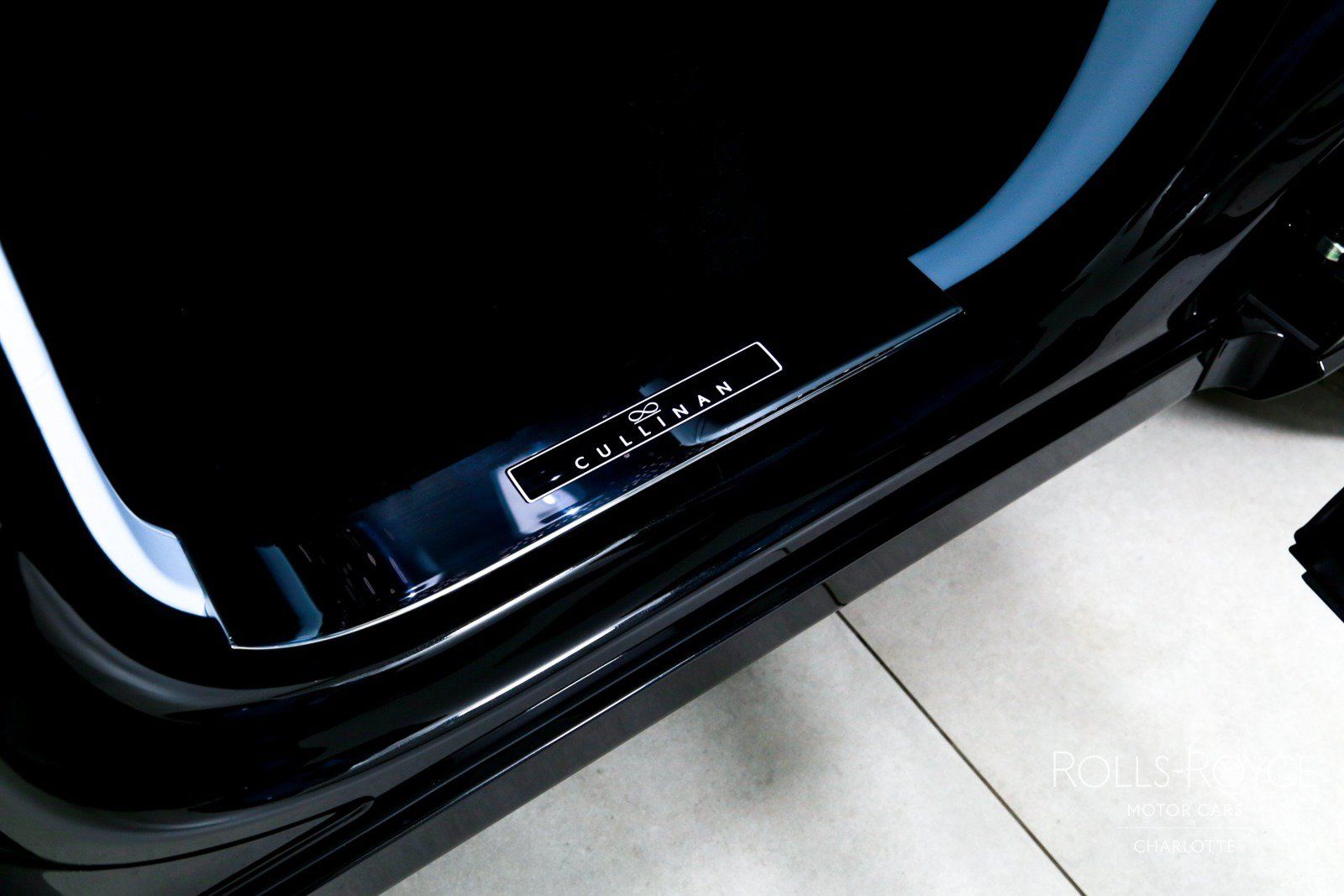 New 2027 Rolls-Royce Cullinan Black Badge AWD/4WD image 24