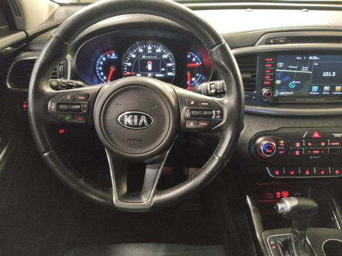 Used 2017 Kia Sorento SX AWD/4WD image 22