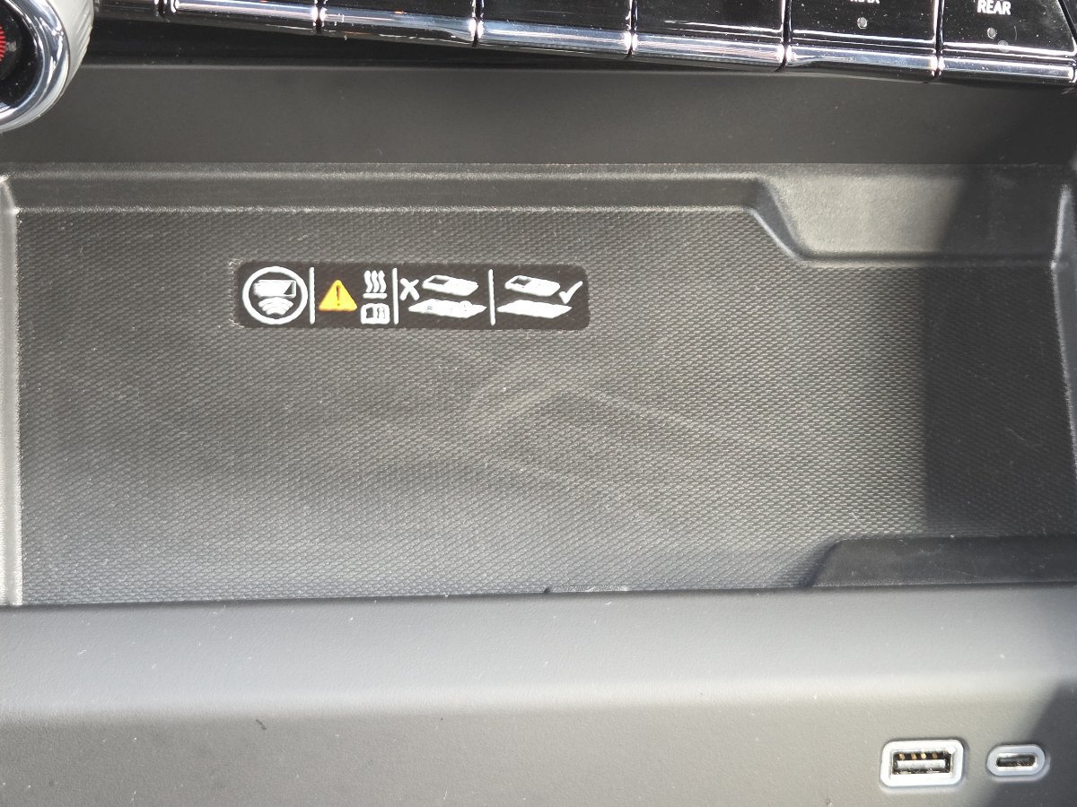 New 2026 Chevrolet Tahoe High Country AWD/4WD image 13