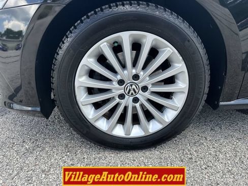Used 2016 Volkswagen Passat 1.8T SE w/ Lighting Package (P06) FWD image 8