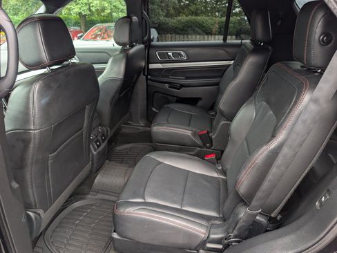 Used 2017 Ford Explorer Sport w/ Equipment Group 401A AWD/4WD image 17