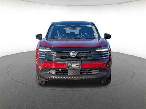 Used 2025 Nissan Kicks SV image 2