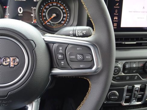 Used 2024 Jeep Wrangler Sahara w/ Safety Group image 32