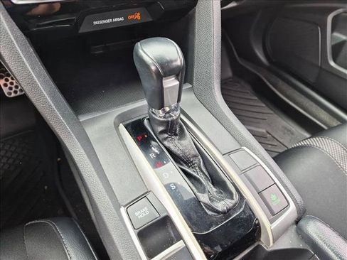 Used 2020 Honda Civic Sport image 11