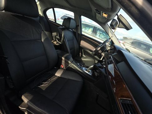 Used 2010 BMW 528i xDrive Sedan w/ Premium Pkg image 11