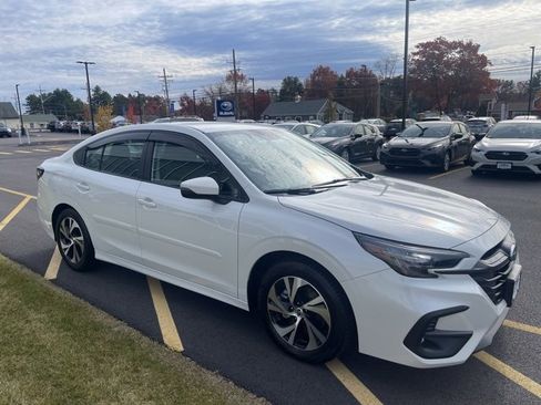 Used 2025 Subaru Legacy Premium image 3