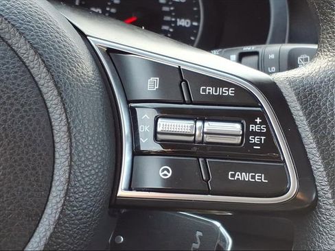 Used 2023 Kia Seltos LX image 24