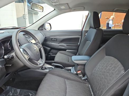 Used 2020 Mitsubishi Outlander Sport ES image 18