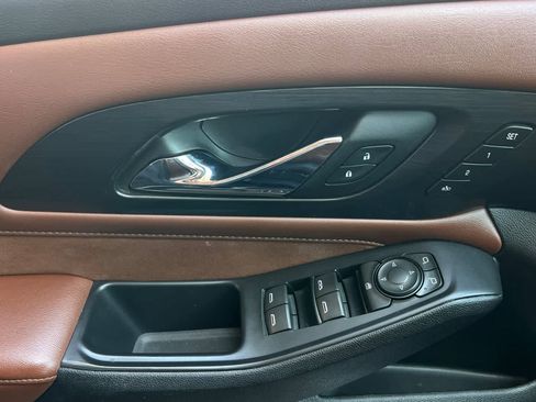 Used 2018 Chevrolet Traverse High Country AWD/4WD image 15
