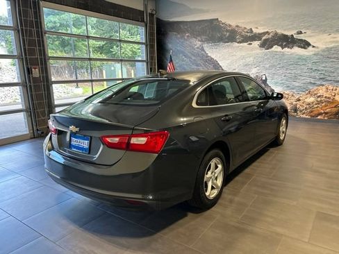 Used 2017 Chevrolet Malibu LS FWD image 35