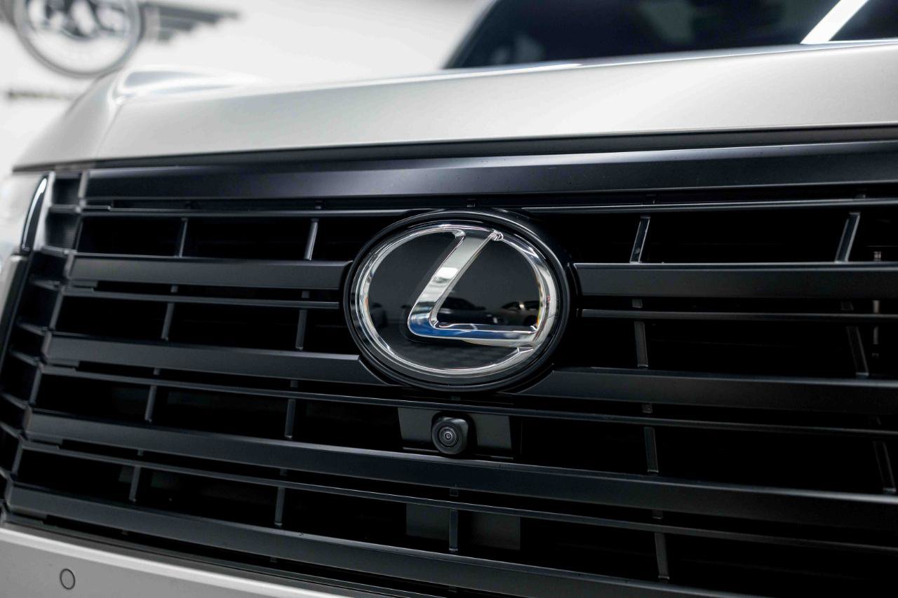 Used 2026 Lexus GX 550 w/ Accessory Package (ZB) AWD/4WD image 14