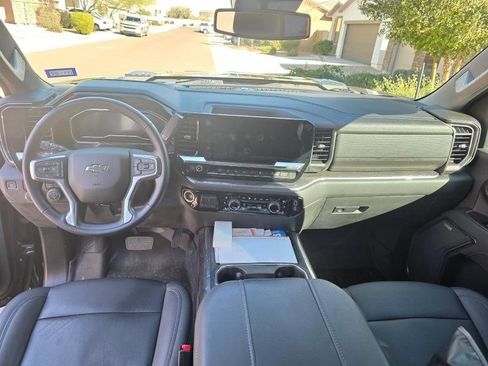 Certified 2024 Chevrolet Silverado 2500 LTZ w/ LTZ Plus Package image 10