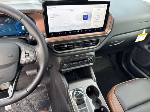 New 2025 Ford Bronco Sport Outer Banks image 25