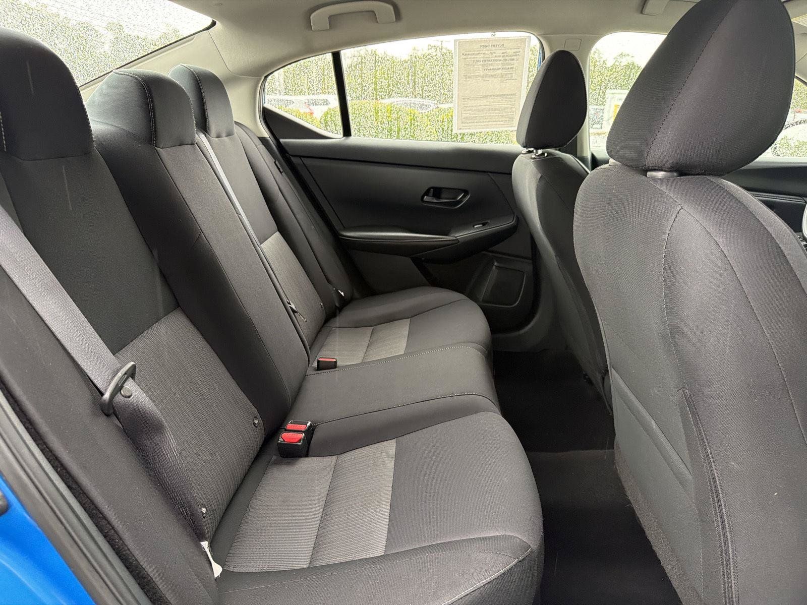 Used 2025 Nissan Sentra SV FWD image 32