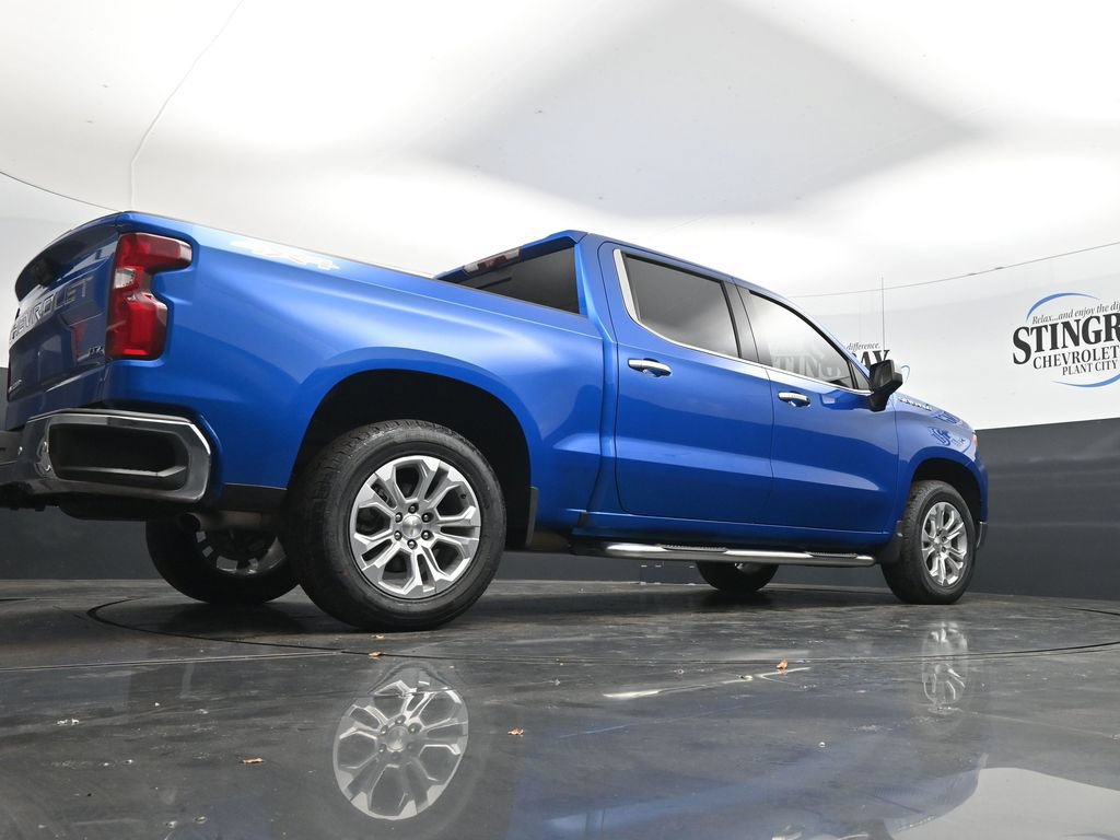 Certified 2023 Chevrolet Silverado 1500 LTZ w/ Technology Package AWD/4WD image 32