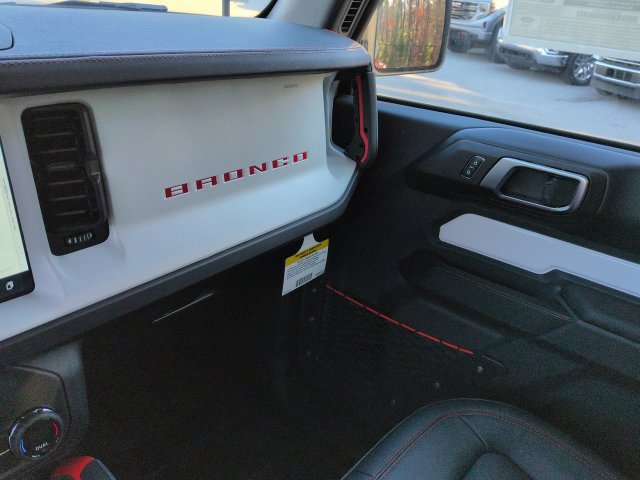 Used 2025 Ford Bronco Stroppe Edition AWD/4WD image 17