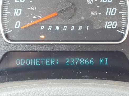 Used 2009 GMC Envoy SLT w/ Sun And 6-Disc Cd Package AWD/4WD image 14