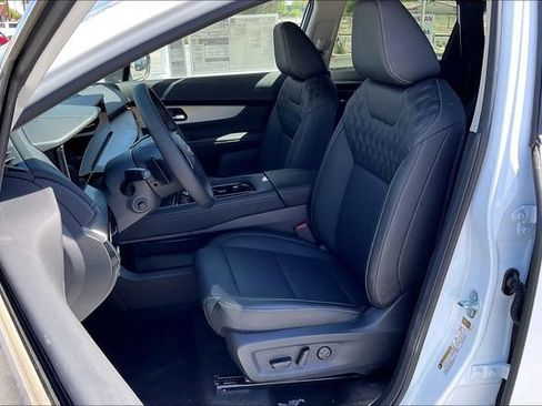 New 2026 Nissan Murano Platinum w/ Cargo Package AWD/4WD image 7